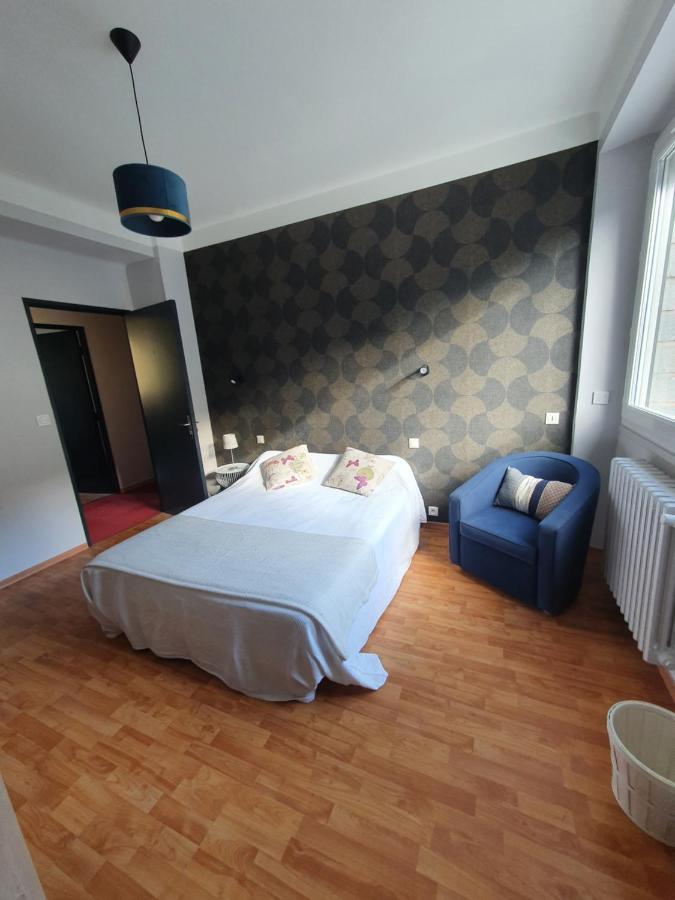 Chambre Privee Du Majestic Saint-Affrique Bagian luar foto